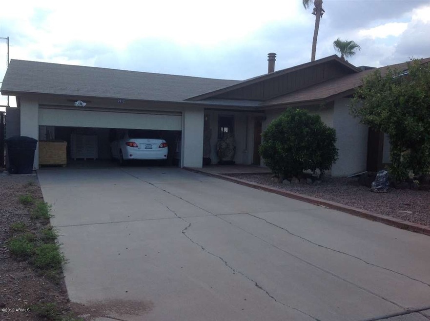 2912 S Standage