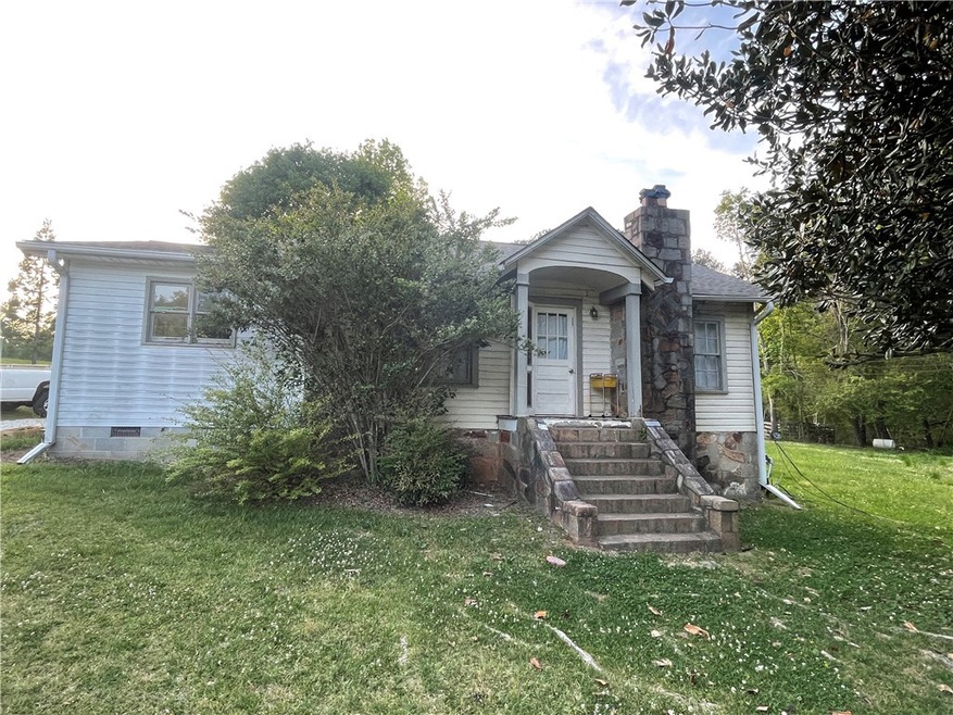 100 Razorback Ln, Walhalla, SC 29691 - photo 1