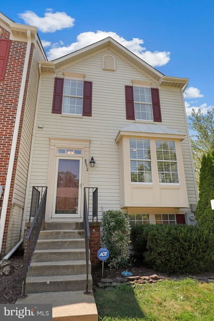 8512 Pine Meadows Dr, Odenton, MD 21113 - photo 1