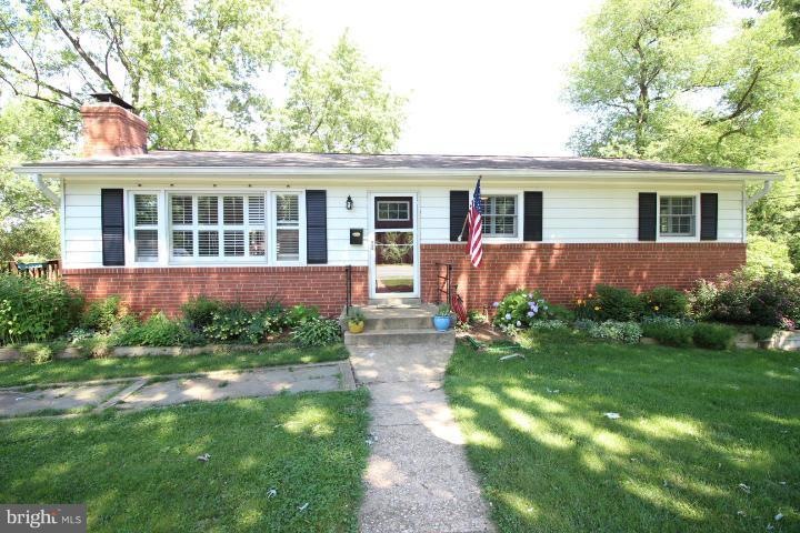 2049 Westmoreland St, Falls Church, VA 22043 - photo 1