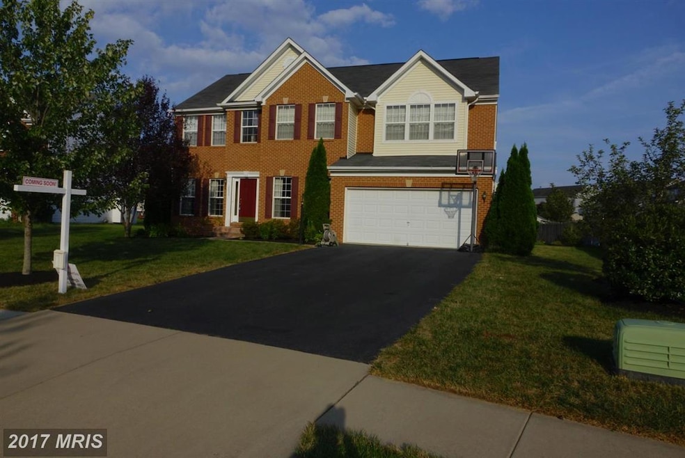 10035 Pouring Rain Place, Nokesville, VA 20181 - photo 1