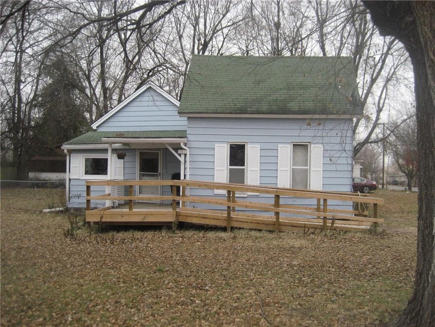 202 S Mock St, Prairie Grove, AR 72753 - photo 1