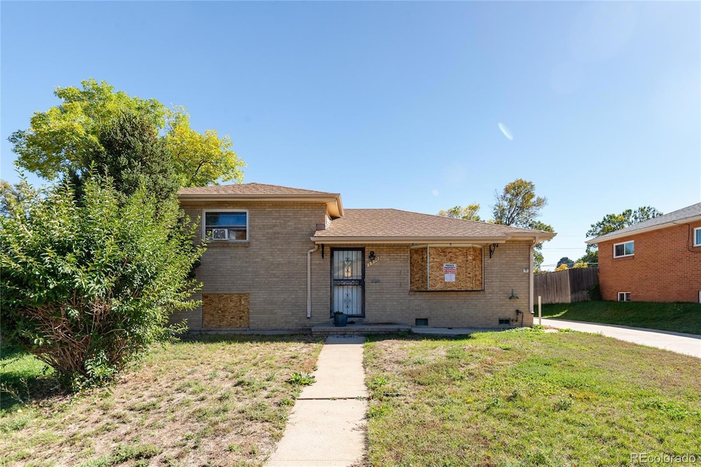 1972 S Wolcott Ct, Denver, CO 80219 - photo 1