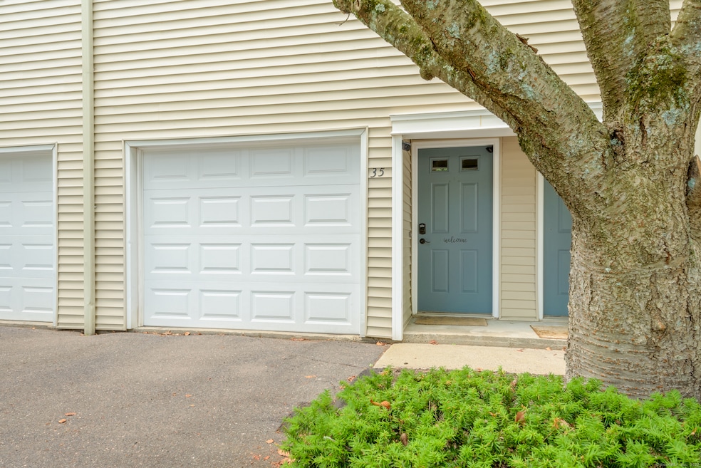245 E Woodland St unit 35, Meriden, CT 06451 - photo 1