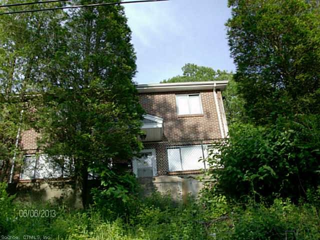 278 Waterville St unit 2, Waterbury, CT 06710 - photo 1