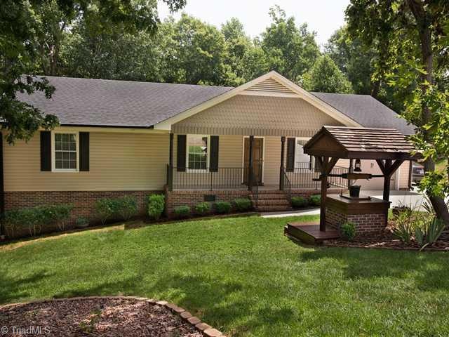 203 Westbury Dr, Asheboro, NC 27205 - photo 1