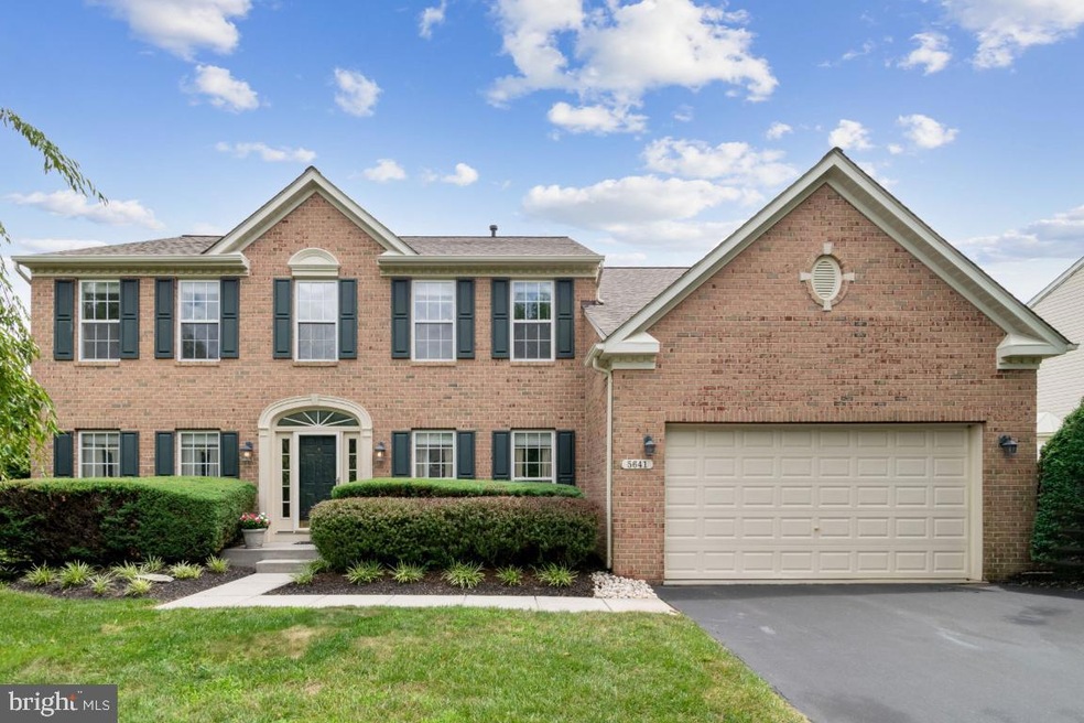 5641 Compton Ln, Sykesville, MD 21784 - photo 1