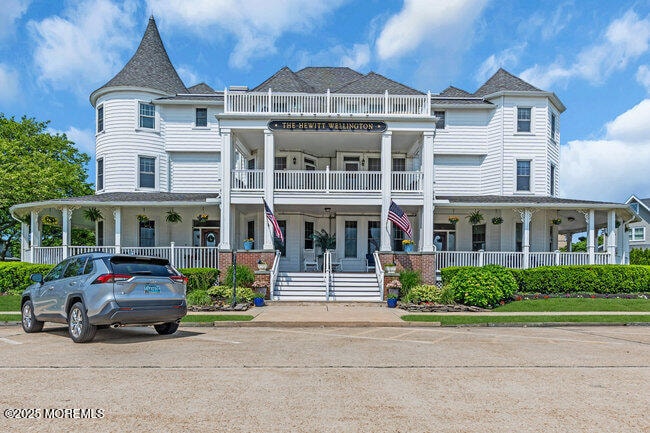 Sold $550,000 • Co-Listing Agent