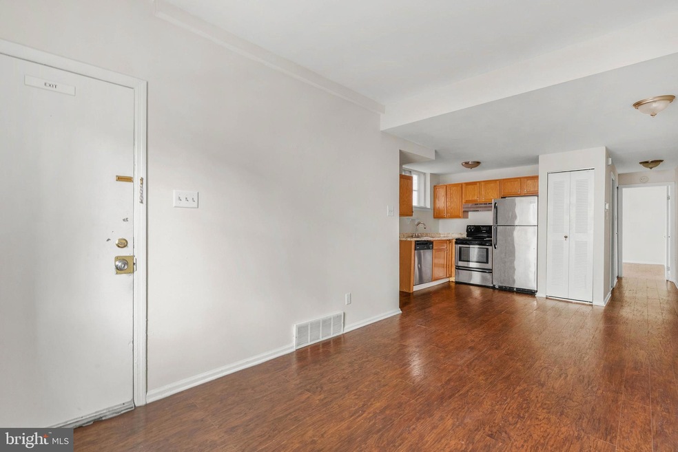 1231 S Philip St unit 1, Philadelphia, PA 19147 - photo 1