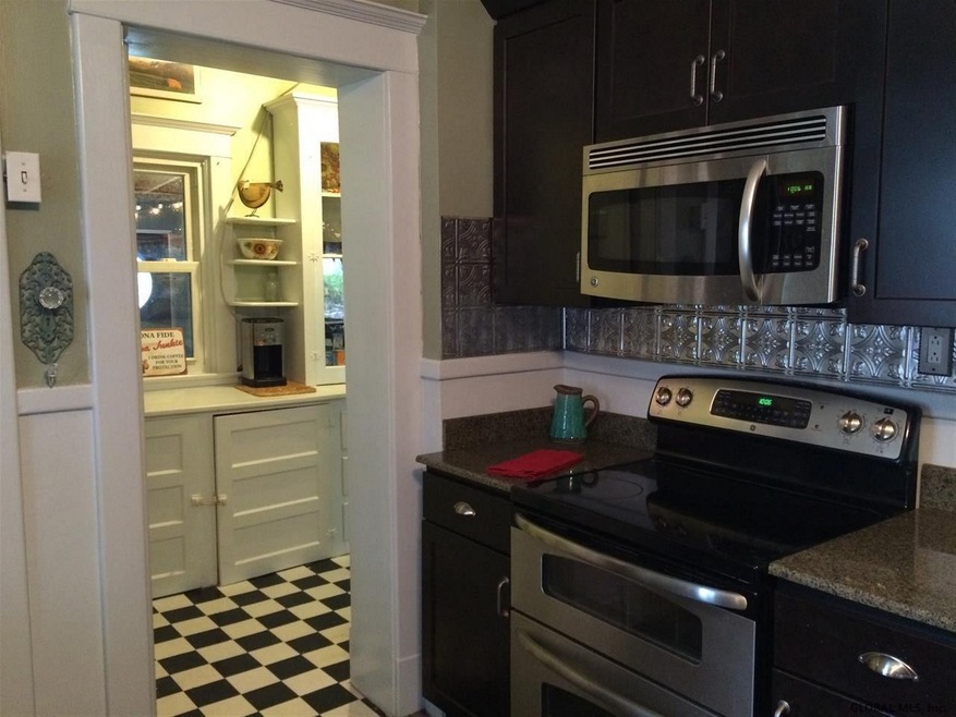 61 Sacandaga Rd, Schenectady, NY 12302 - photo 1