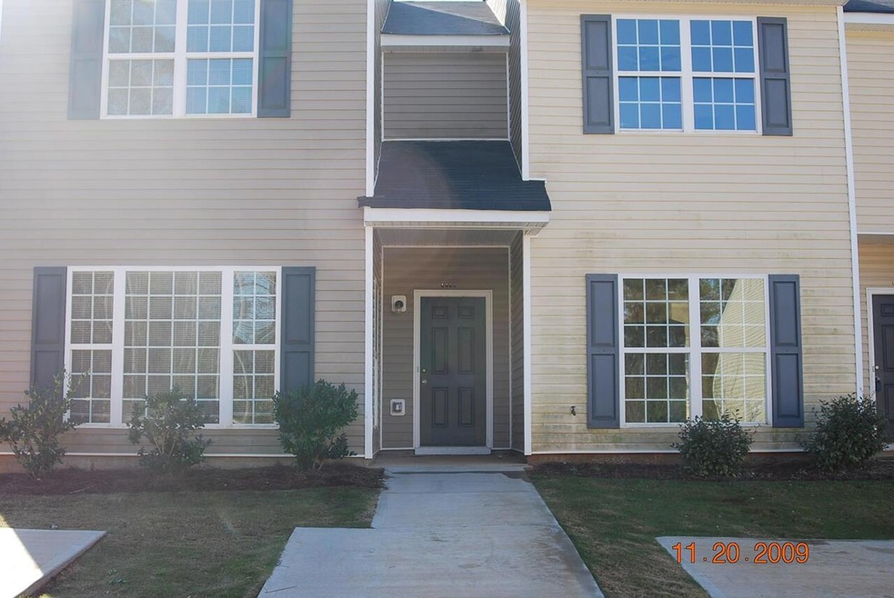 1772 Carrington Dr, Griffin, GA 30224 - photo 1