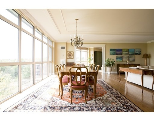 Hampton Place unit 609N, Chestnut Hill, MA 02467 - photo 1