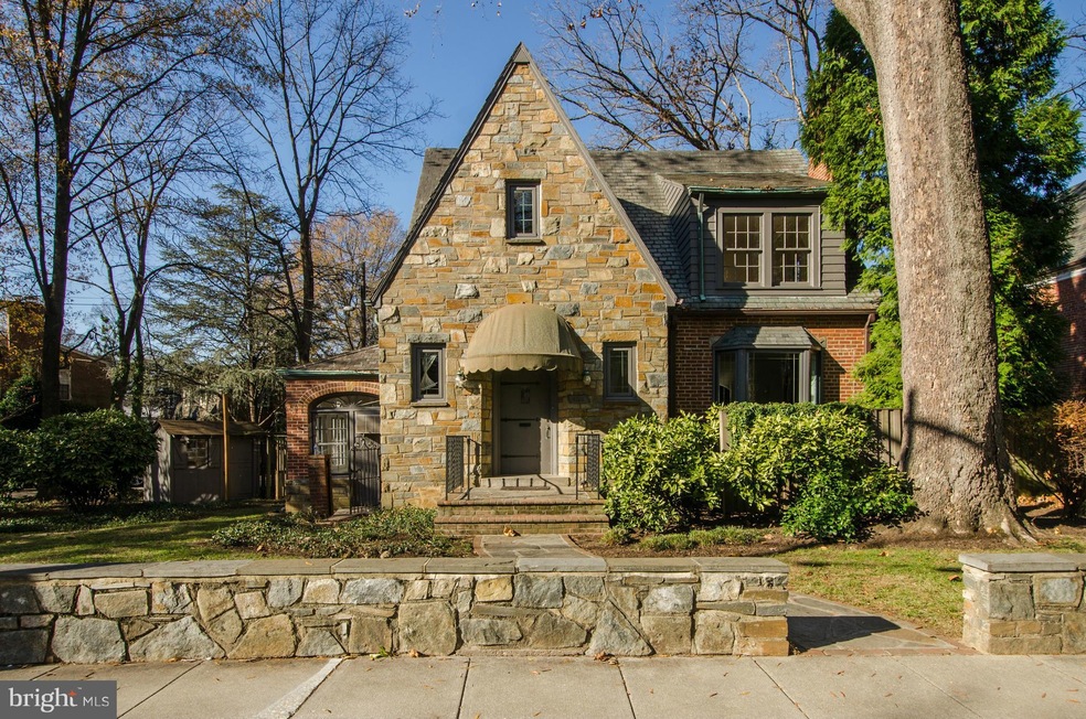 4150 46th St NW, Washington, DC 20016 - photo 1