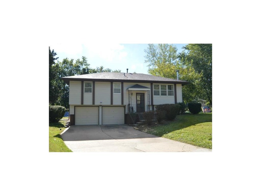 Front View of Very Nice House