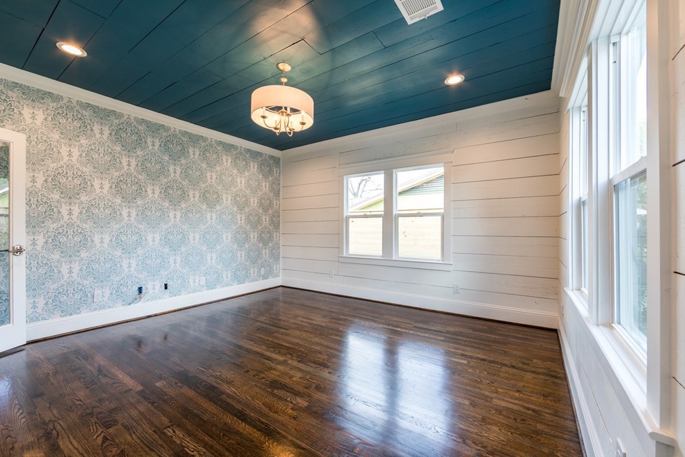 1515 Columbia St, Houston, TX 77008 - photo 1