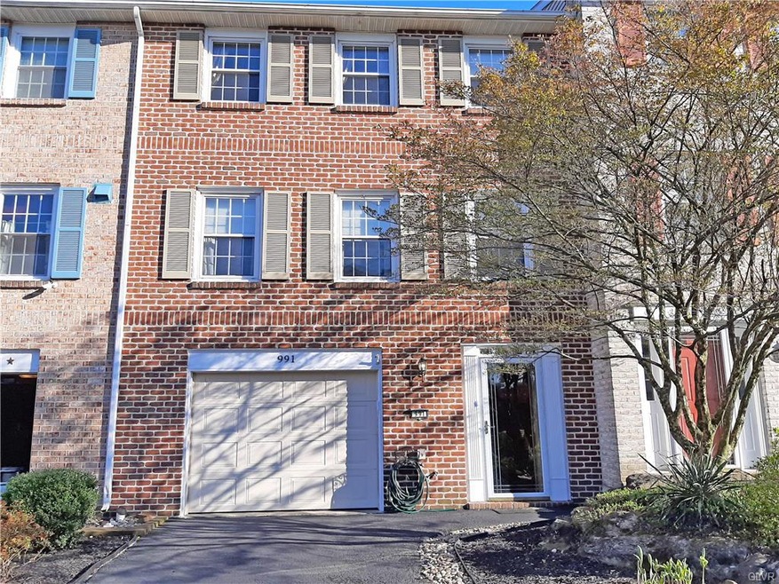 991 Barnside Rd, Allentown, PA 18103 - photo 1