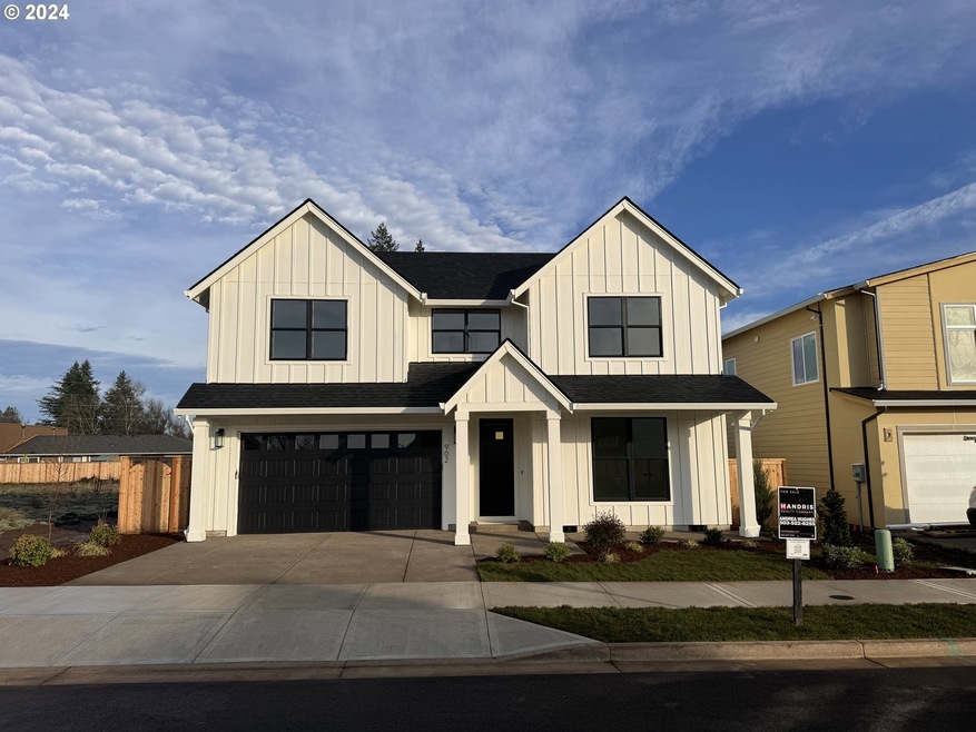 902 NE 17th Ave unit L34, Canby, OR 97013 - photo 1