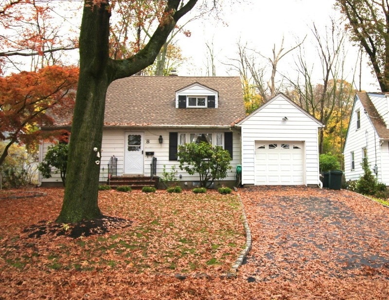 8 Seaman Rd, West Orange, NJ 07052 - photo 1