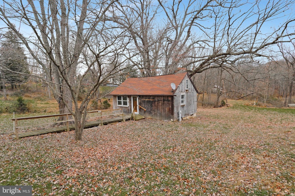 147 W Old Liberty Rd, Sykesville, MD 21784 - photo 1