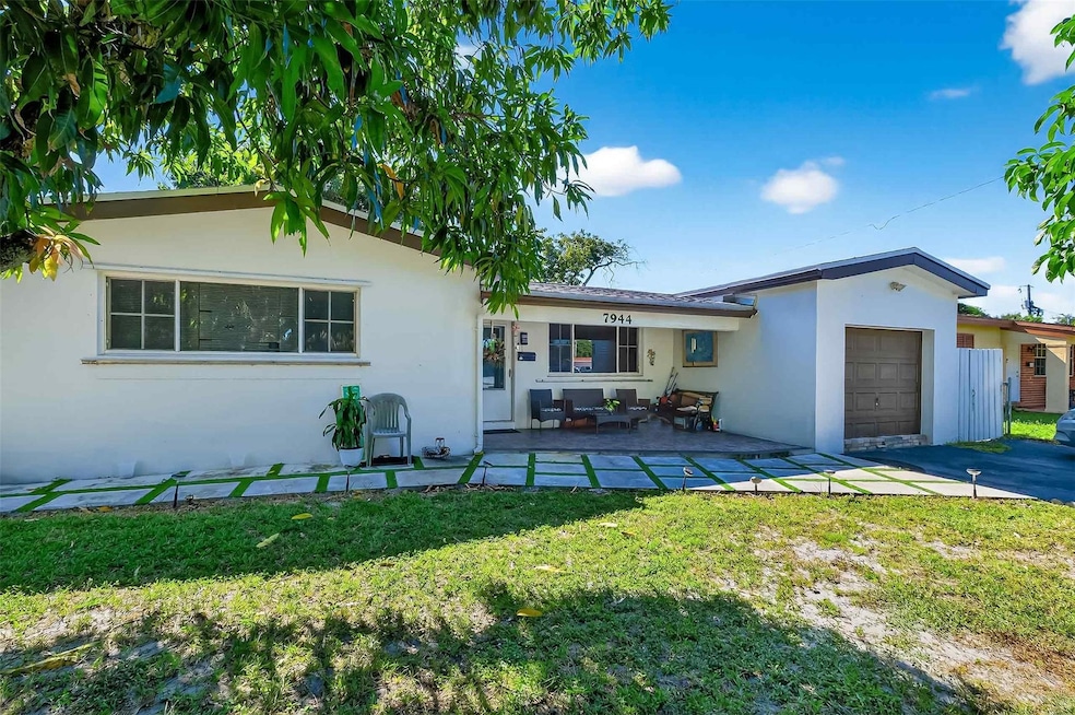 7944 Lasalle Blvd, Miramar, FL 33023 - photo 1