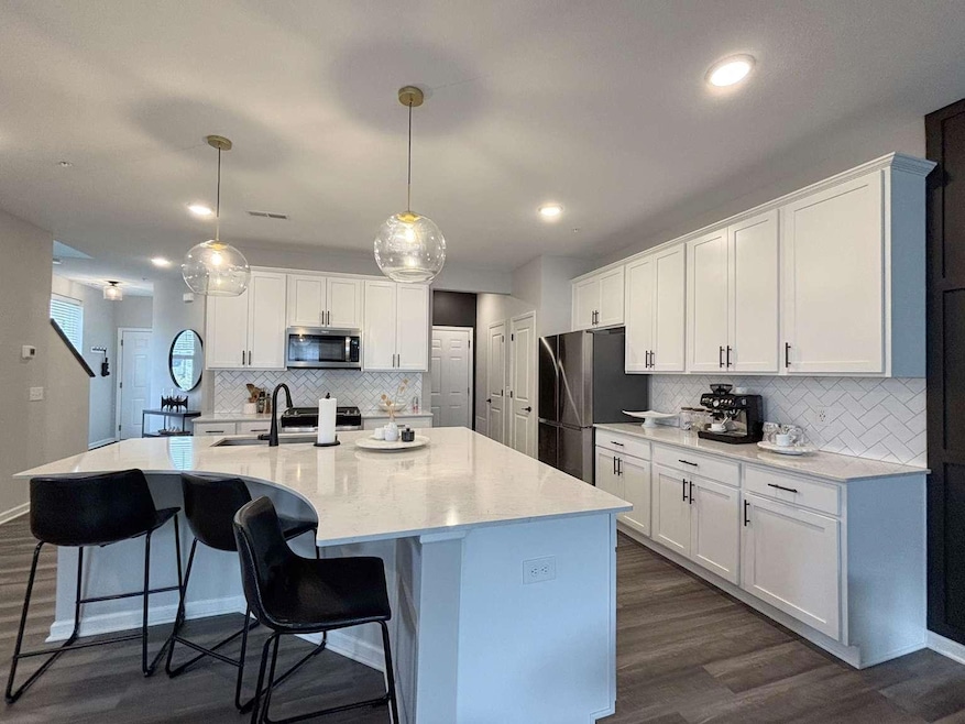 212 Junco Rd N, Lake Elmo, MN 55042 - photo 1