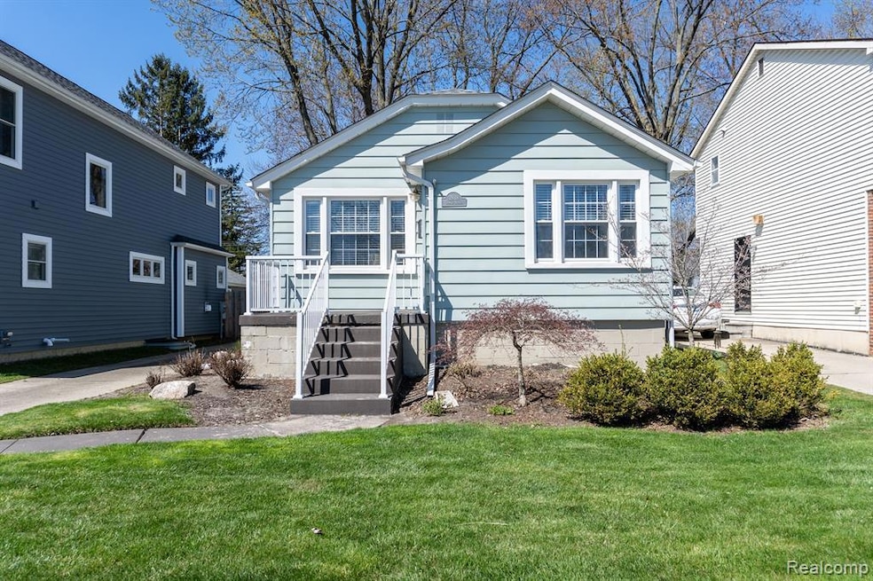 Sold $332,000 • Co-Listing Agent