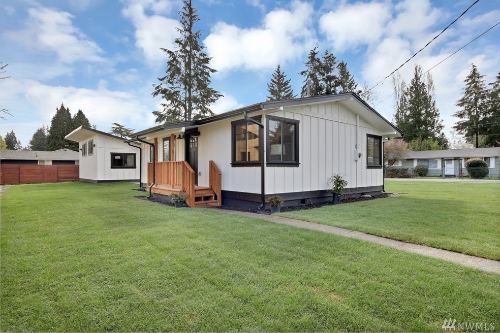 3017 Mountain View Ave W, University Place, WA 98466 - photo 1