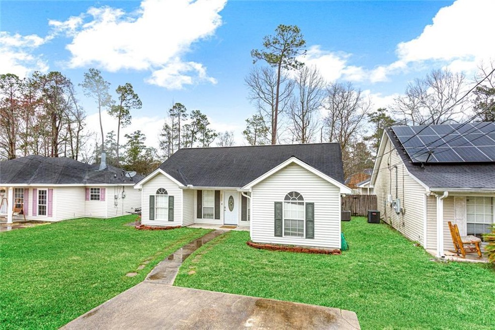 2104 Robin St, Slidell, LA 70460 - photo 1