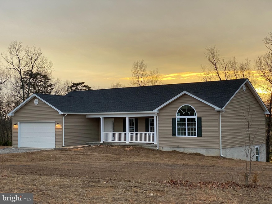 545 Reynolds Rd, Cross Junction, VA 22625 - photo 1