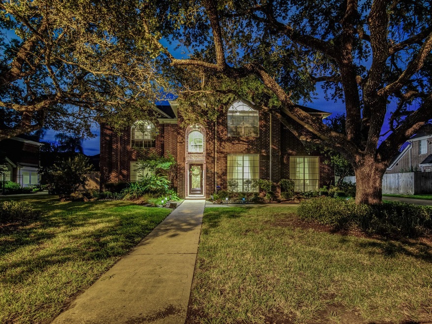 403 Silverstone Dr, Friendswood, TX 77546 - photo 1