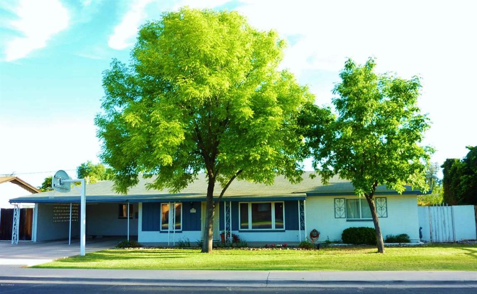 CHARMING RANCH
