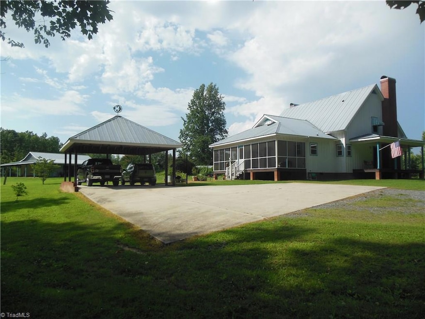 354 Scott Farm Rd, Asheboro, NC 27205 - photo 1