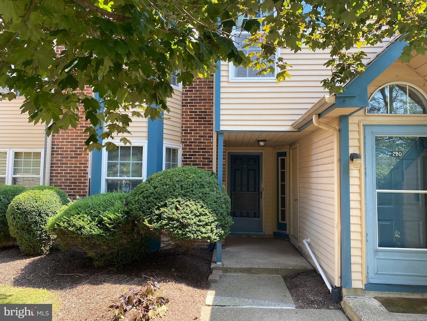 120 Allem Ln unit 120, Perkasie, PA 18944 - photo 1