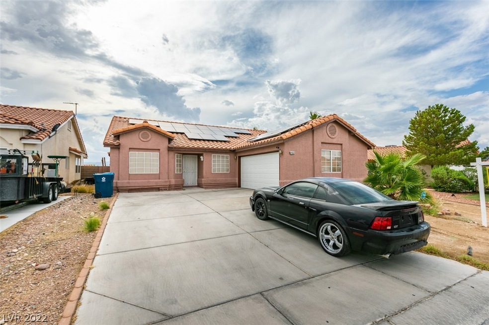 2651 Holy Cross Dr, Las Vegas, NV 89156 - photo 1