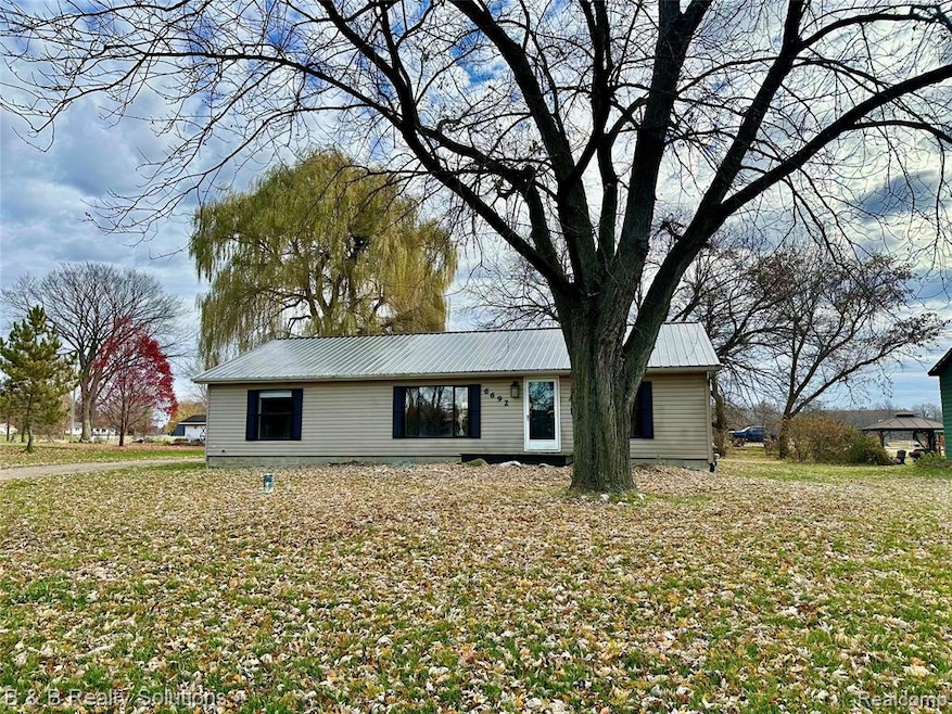 6692 Jones Rd, North Branch, MI 48461 - photo 1