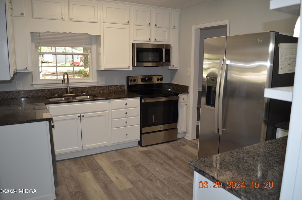 1471 Royalwyn Dr, Macon, GA 31220 - photo 1