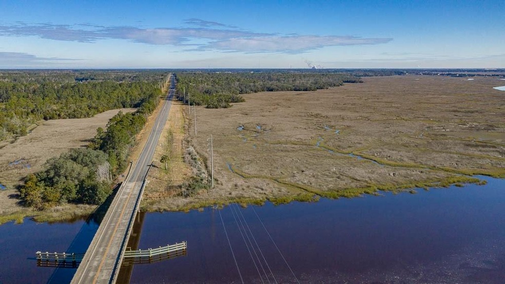 4141 S Us Highway 17, Brunswick, GA 31523 - photo 1