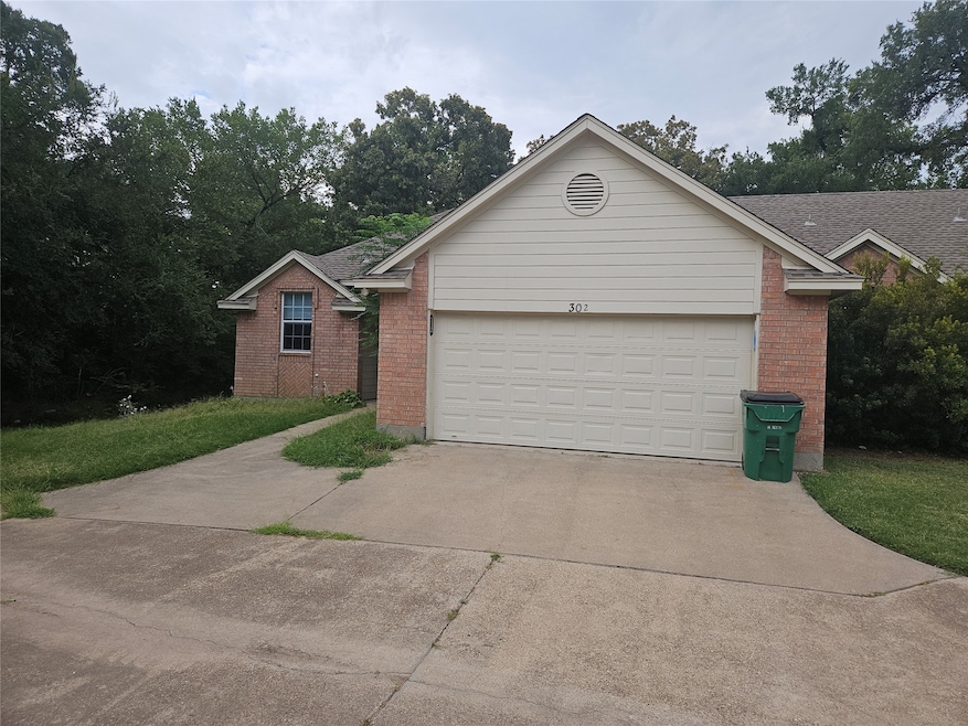 For Rent $1,700/month