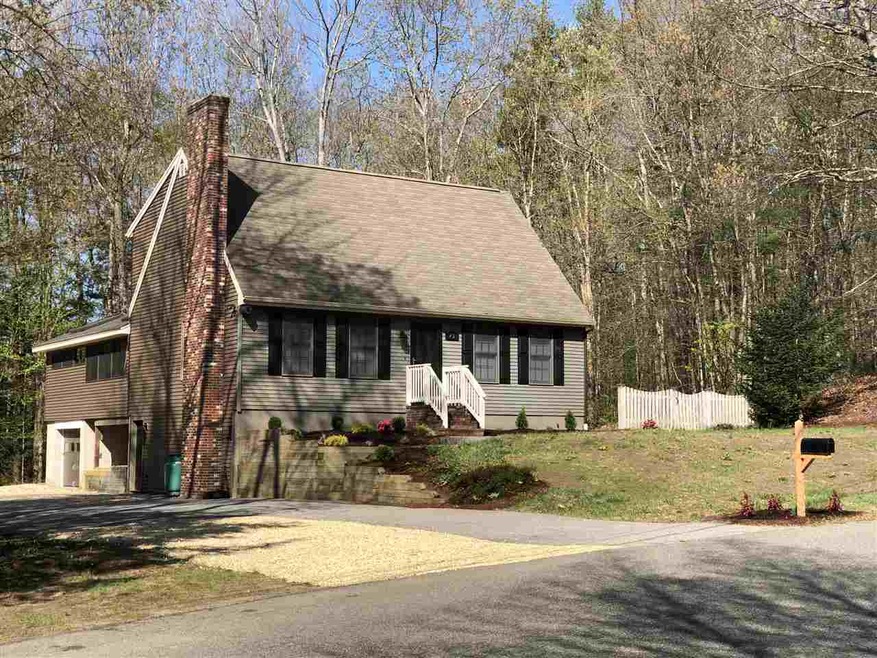 42 Crestwood Dr, Danville, NH 03819 - photo 1