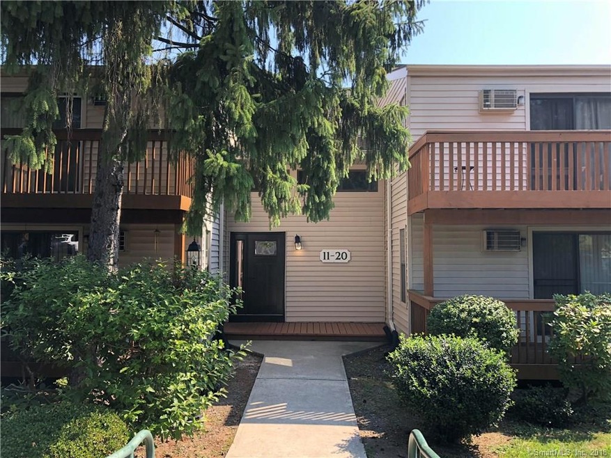 20 Woodland Dr unit 20, Cromwell, CT 06416 - photo 1