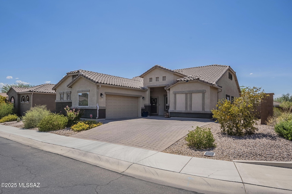 9625 N Hebden Way, Marana, AZ 85653 - photo 1