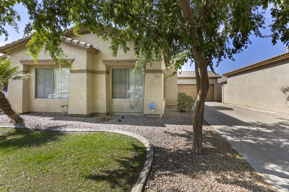 2052 N Holguin Way-1