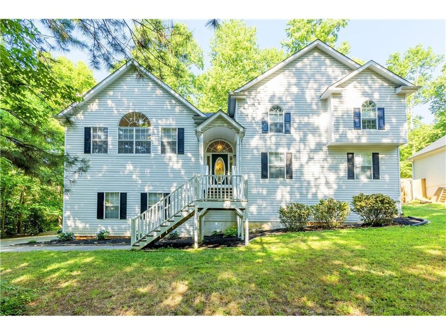 Charming 4-bedroom, 3-bathroom home in lovely Tayl