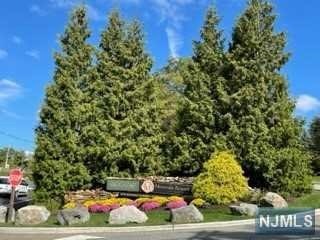 4 Davos Dr unit 9, Vernon, NJ 07462 - photo 1