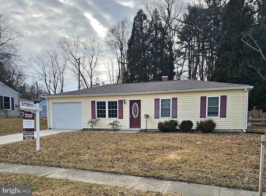 217 Greenview Ave, Reisterstown, MD 21136 - photo 1