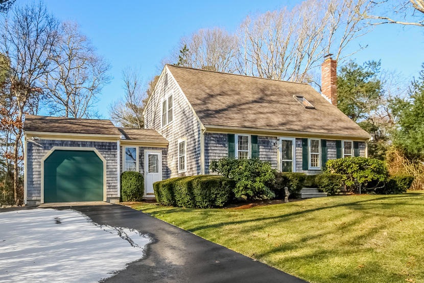 4 Wohelo Dr, North Falmouth, MA 02556 - photo 1