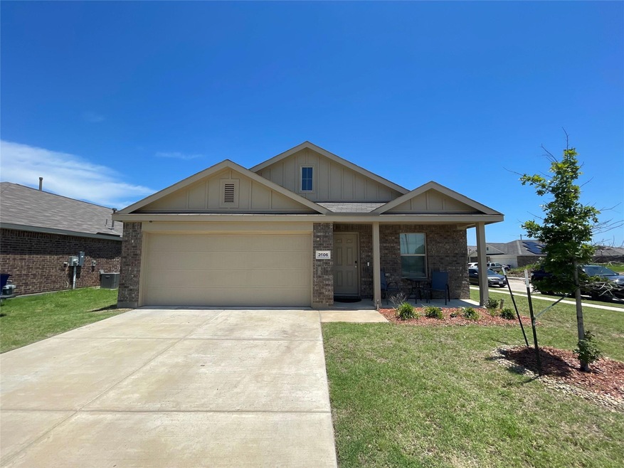 2606 Spring Time Dr, Ennis, TX 75119 - photo 1