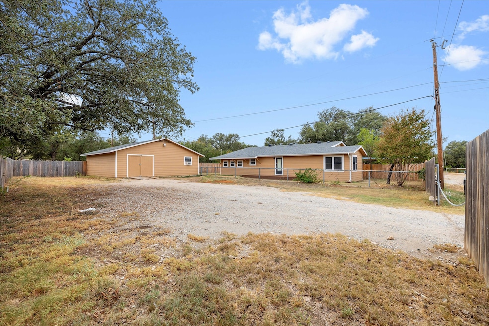 6819 County Road 499, Brownwood, TX 76801 - photo 1
