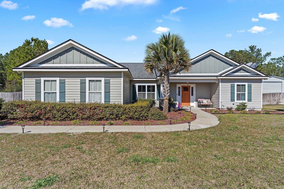 105 Churchill Dr, Crawfordville, FL 32327 - photo 1