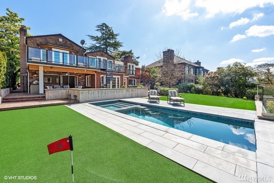 Sold $4,600,000 • Co-Listing Agent